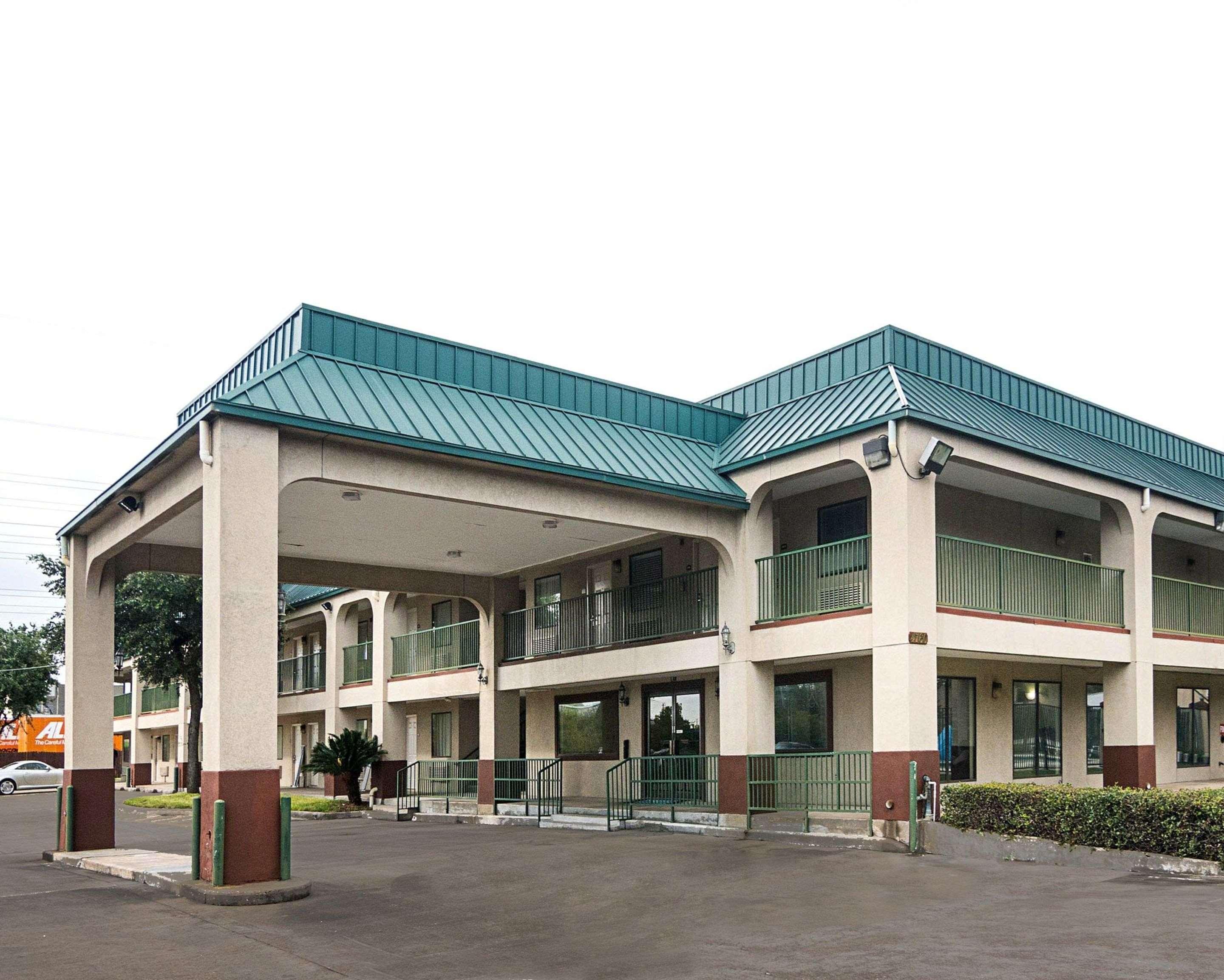 Rodeway Inn & Suites Hwy 290 Nw Houston Exterior photo